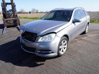 Mercedes C-klasse Estate 200 CDi picture 3