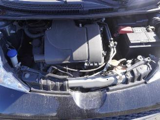 Peugeot 107 1.0 12v picture 9