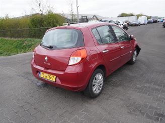 demontáž osobní automobily Renault Clio 1.2 2011/1