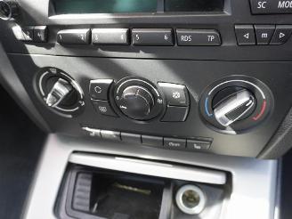 BMW 3-serie Touring 318i picture 6