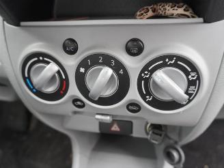 Suzuki Alto 1.0 picture 6