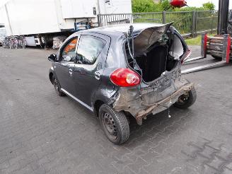 Toyota Aygo 1.0 12v picture 2