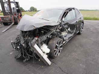 Volkswagen Polo 2.0 GTi picture 3