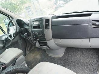 Volkswagen Crafter 2.5 TDi picture 5