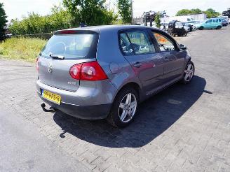 demontáž osobní automobily Volkswagen Golf 1.6 FSi 2008/11