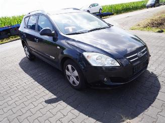 Kia Cee d Sporty Wagon 1.4 picture 4