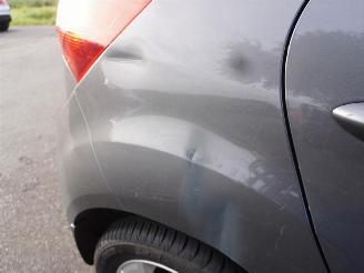 Kia Venga 1.6 picture 6