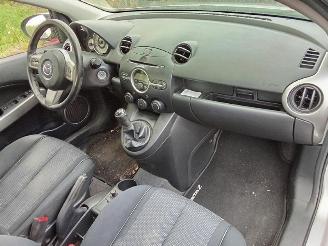 Mazda 2 1.5 16v picture 6