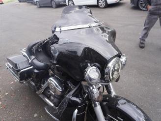 Harley-Davidson  FLHTCUI picture 8