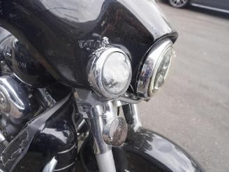 Harley-Davidson  FLHTCUI picture 13