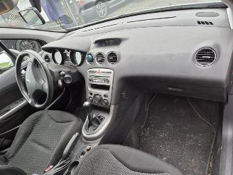 Peugeot 308 1.6 VTI 16V (EP6(5FW)) picture 7