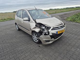 Hyundai I-10 1.1i 12V (G4HG5) picture 4