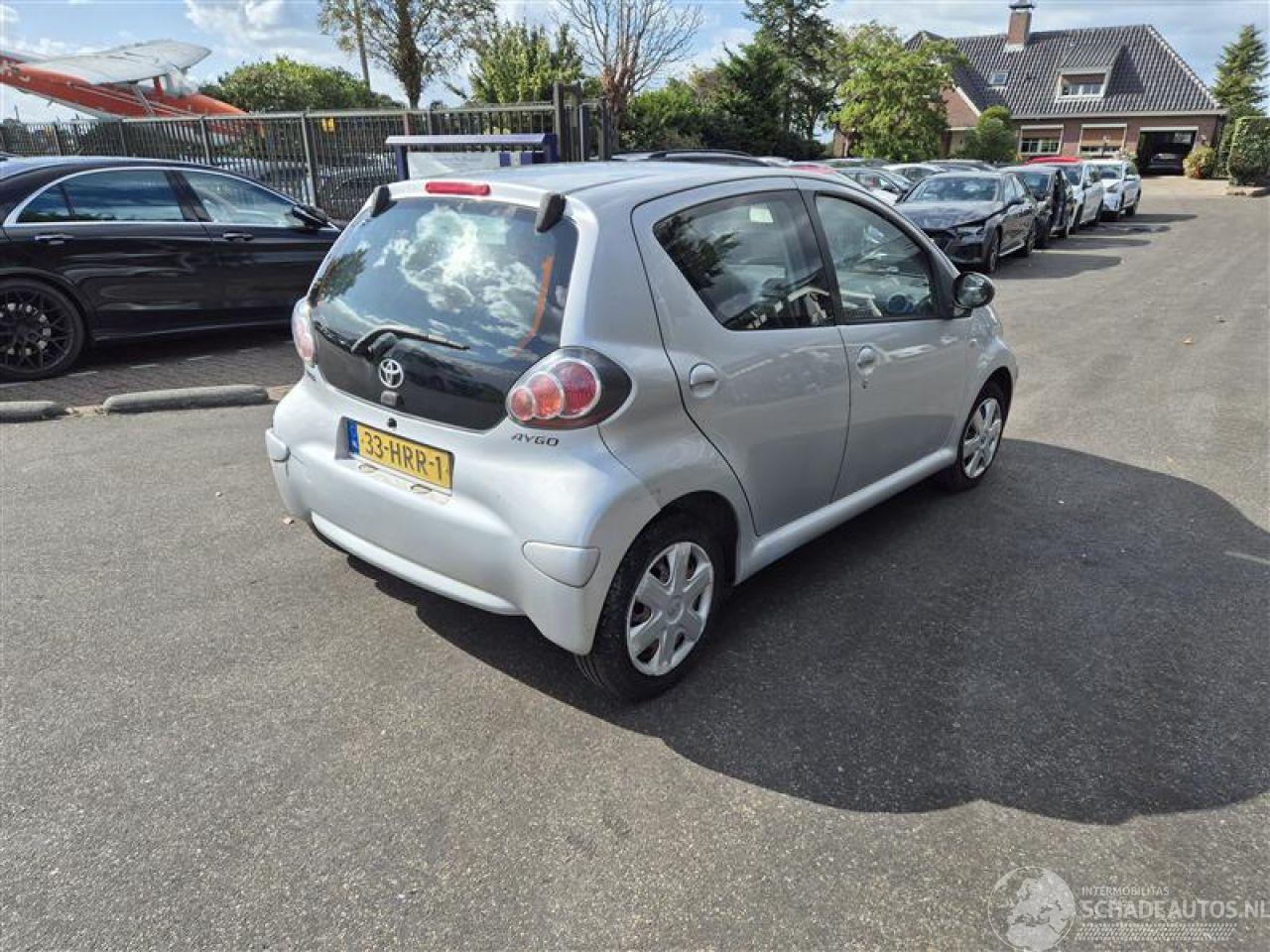 Toyota Aygo 1.0 12V