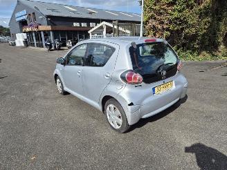 Toyota Aygo 1.0 12V picture 2