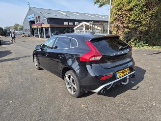 Volvo V-40 2.0 D2 16V picture 3