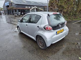 Toyota Aygo 1.0 12V picture 2