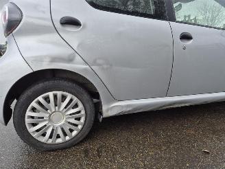 Toyota Aygo 1.0 12V picture 6