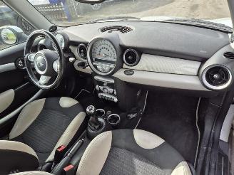 Mini Cooper 1.6 16V picture 5
