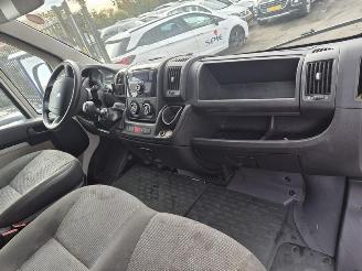 Peugeot Boxer 2.2 HDi picture 5