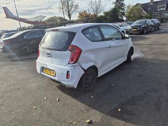 krockskadad bil auto Kia Picanto 1.2 16v 2012/5