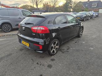 Vaurioauto  passenger cars Kia Rio 1.2 CVVT 2015/9