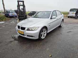 BMW 3-serie 318i picture 3