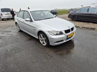BMW 3-serie 318i picture 4