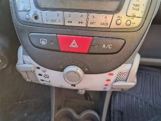 Toyota Aygo 1.0 12v picture 9