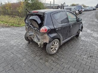 Vrakbiler auto Toyota Aygo 1.0 12v 2010/9