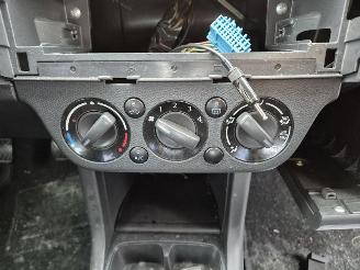 Suzuki Swift 1.3 16v picture 6