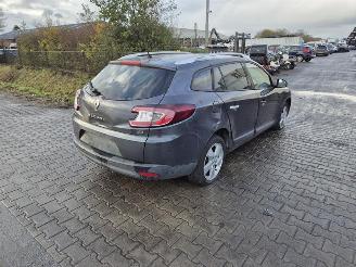 Vrakbiler auto Renault Mégane Grandtour 1.4 TCe 2010/6