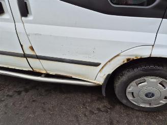 Ford Transit 2.2 TDCi picture 10