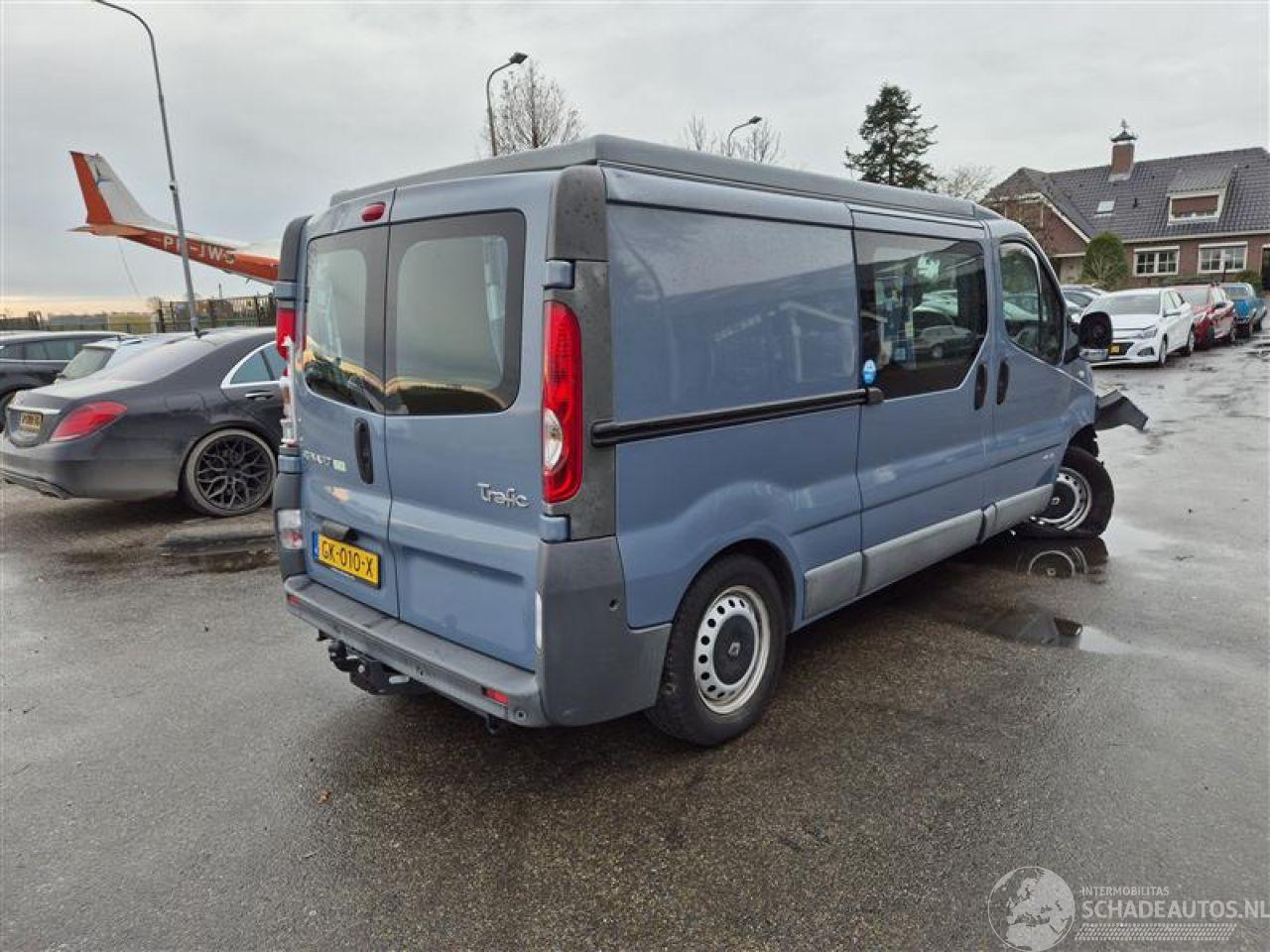 Renault  Trafic 2.0 dCi