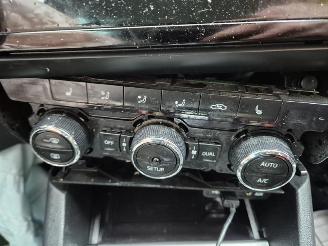 Skoda Octavia Combi 1.4 TSi picture 8