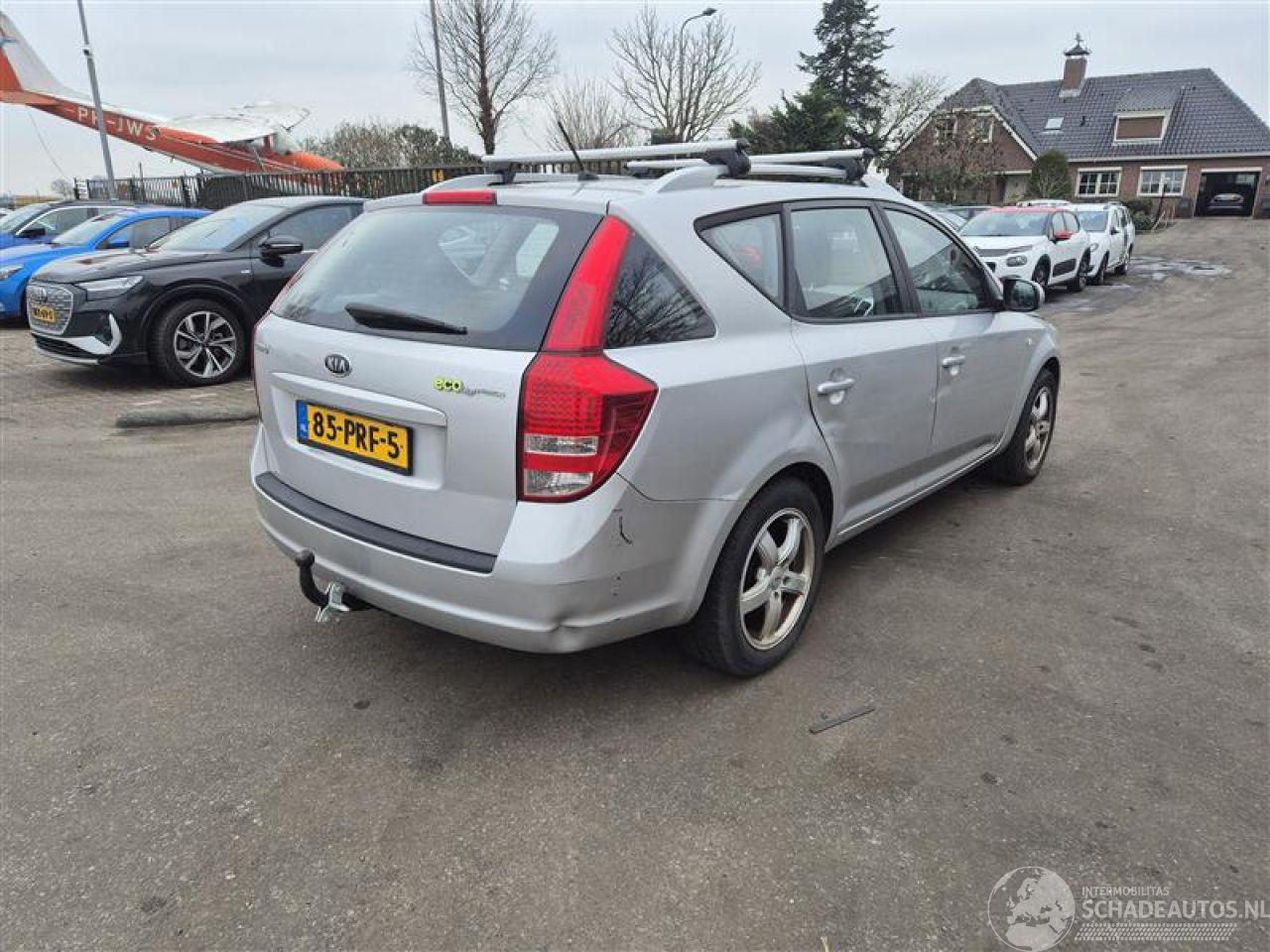 Kia Cee d Sporty Wagon  1.4 16v