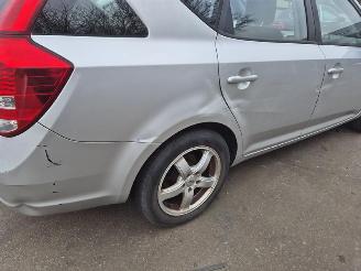 Kia Cee d Sporty Wagon  1.4 16v picture 6