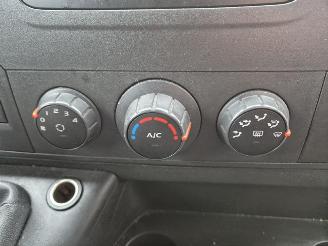 Renault Master 2.3 dCi picture 10