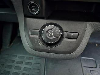 Opel Vivaro 2.0 CDTi 177 DC picture 7