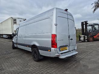 Mercedes Sprinter 317 cdi picture 2