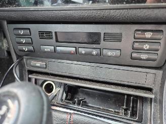 BMW 3-serie 318i Coupe picture 6