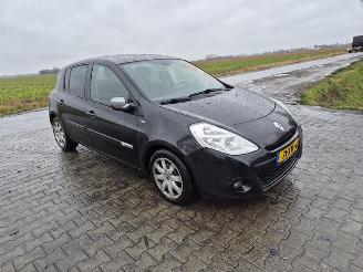 Renault Clio 1.5 dCi picture 4