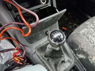 Volkswagen Golf plus 1.6 FSi picture 7