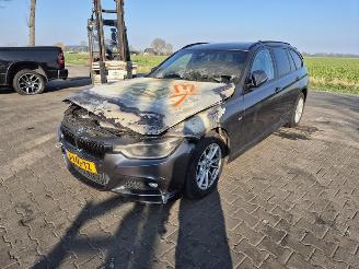 BMW 3-serie 320d Touring picture 3