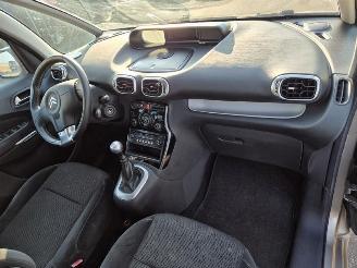 Citroën C3 picasso 1.4 16v picture 6