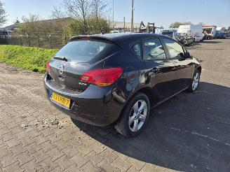 Dezmembrări autoturisme Opel Astra 1.4 2010/4