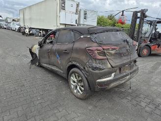 Renault Captur 1.3 Mild Hybrid 140 picture 2