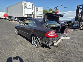 Mercedes CLK 200K picture 2