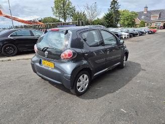 Schadeauto Toyota Aygo 1.0 2010/6