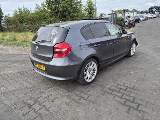 Autoverwertung BMW 1-serie 120i 2007/6
