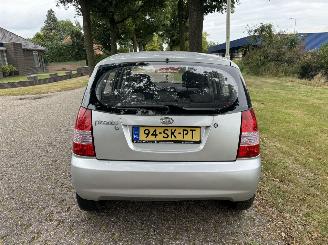 Kia Picanto  picture 4